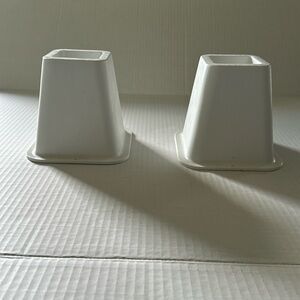 Last chance!
Two 6” white plastic bed foot risers